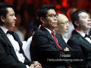 独家,詹姆斯加盟,人背后真相,7m体育比分,体育赛事数据,足球篮球赛事比分,赛事数据平台,比分资讯