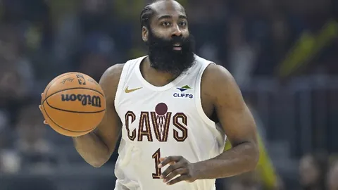 科曼欧洲杯关键战受伤退赛，大腿肌腱问题成退赛主因